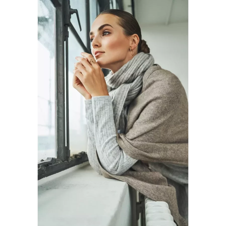 Poncho_Lise_-_dark_brown_1_big_image